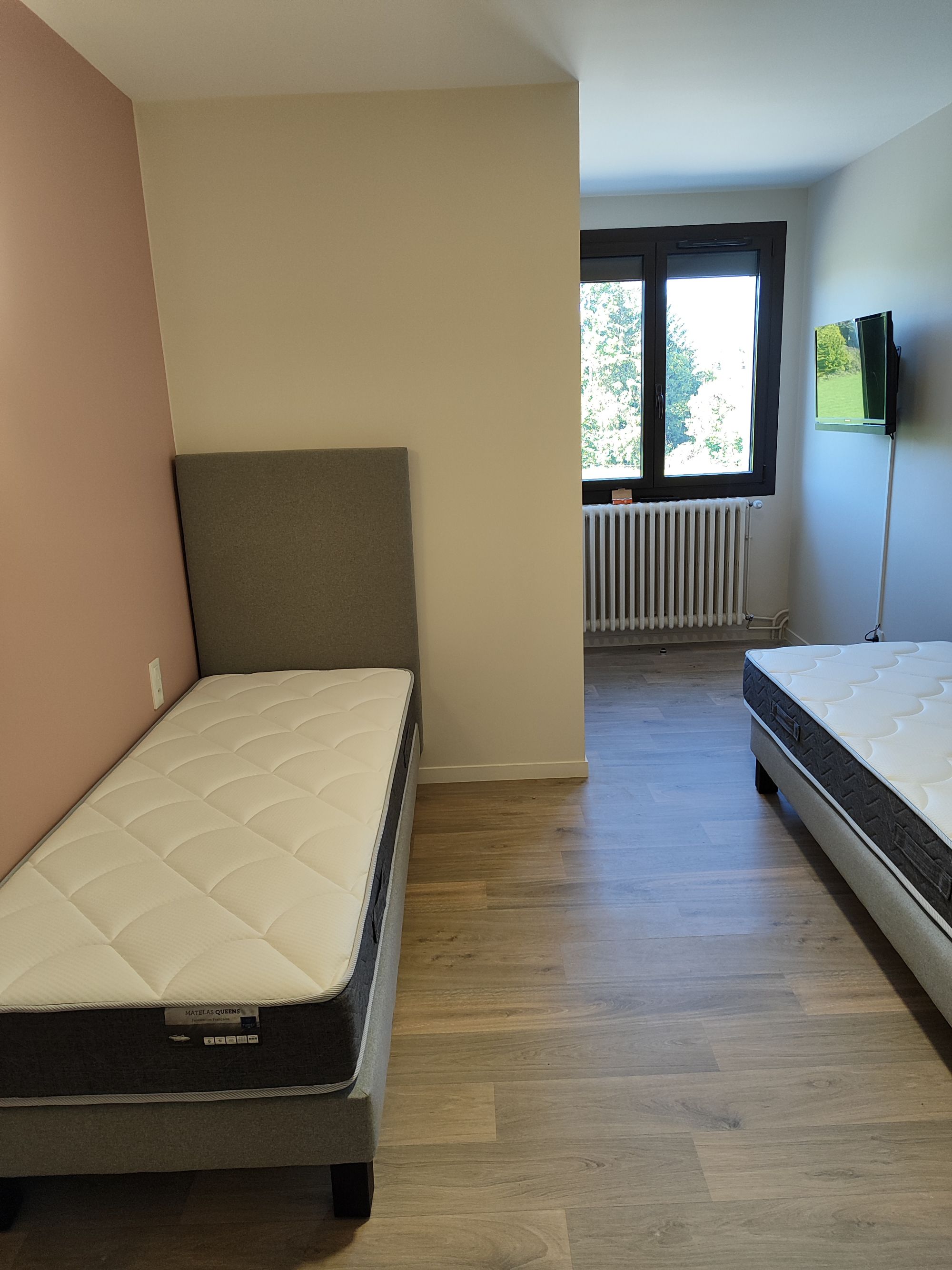 20251102141450_Chambre_N_5_2_me_tage_2000x2667