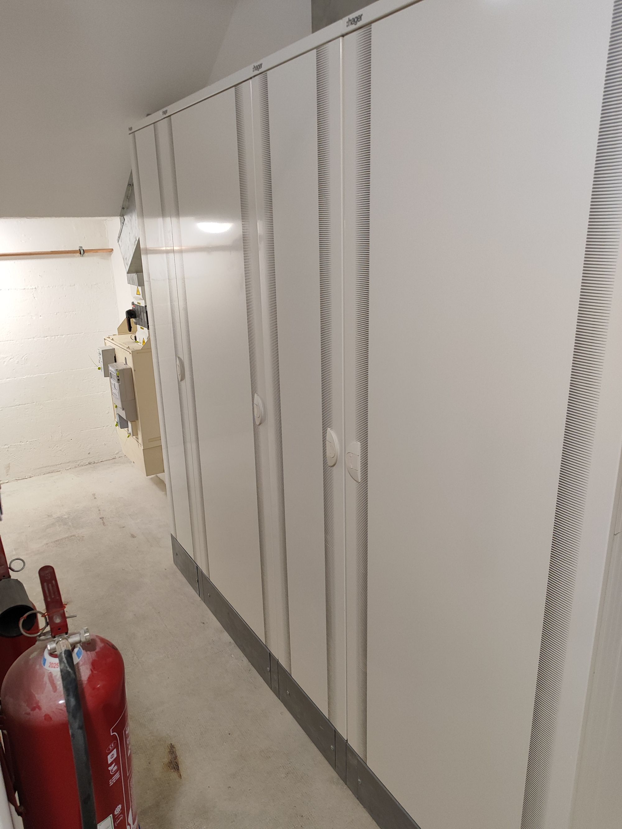 20251102141951_Tableau_lectrique_Sous-sol_2000x2667